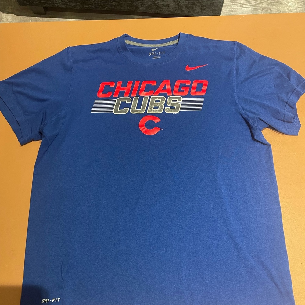 Nike Chicago Cubs T Shirt
